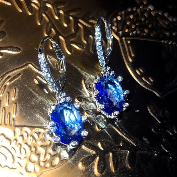 NWOT Lab Created Blue Sapphire Rhodium Plating Drop Stone Clasp Earrings - Picture 2 of 4